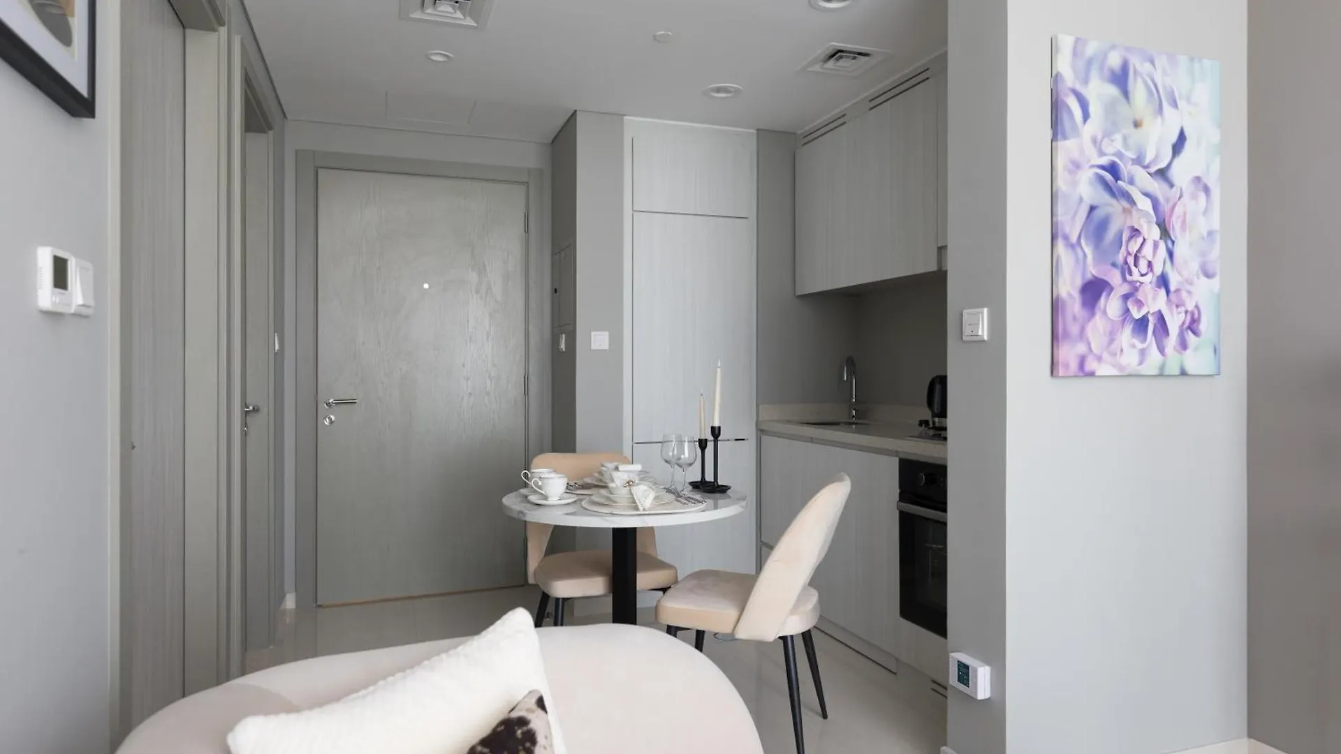 Modern And Cozy 1Br In Business Bay Lägenhet Dubai